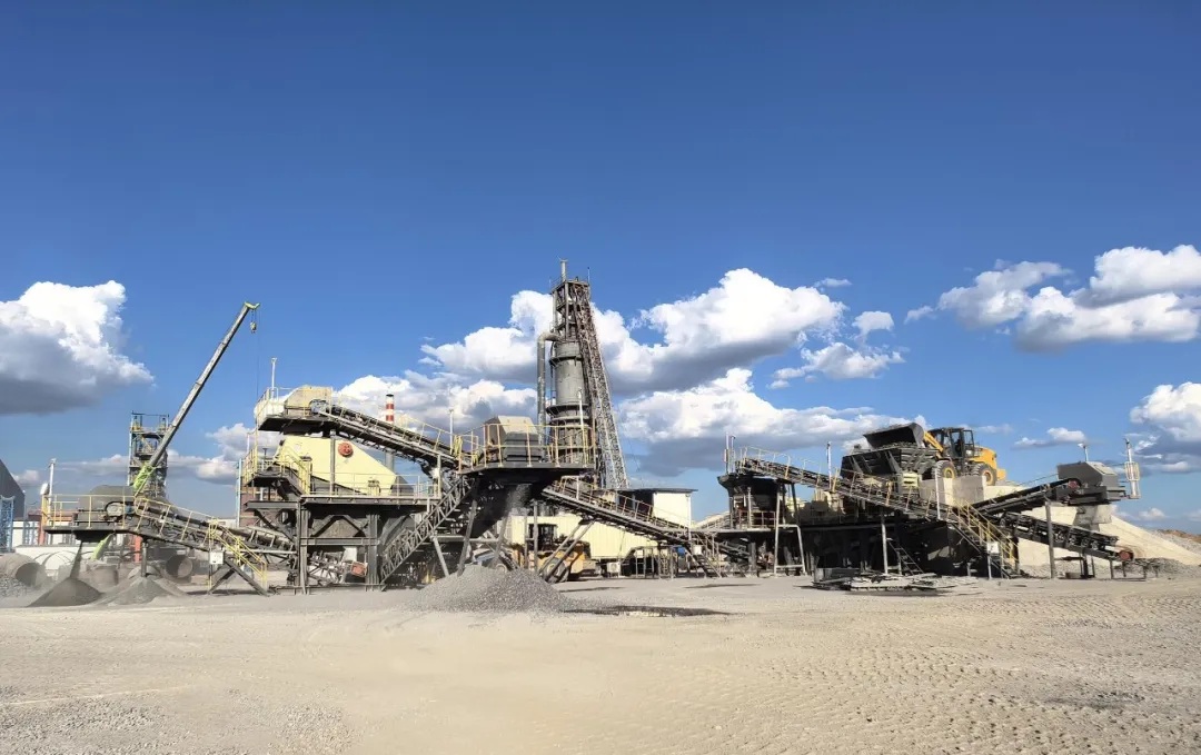 Zambia Iron Ore Project Fully Commissioned!  NMS Sled Mobile Crushing & Screening Plants in Dual-Line Operation